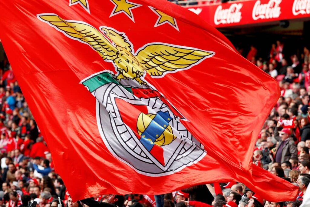 Anos M E Zagueiro Benfica Decidiu Mandar Embora E Palmeiras