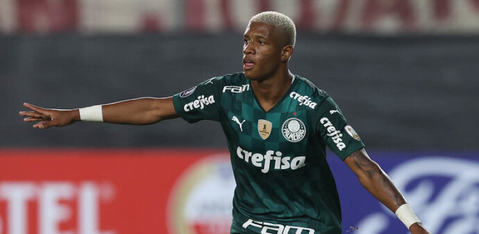 danilo palmeiras e1622205373659 690x338 3