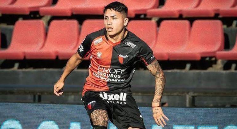 facundo farias interessa palmeiras 2022 colon argentina 05052022035227018