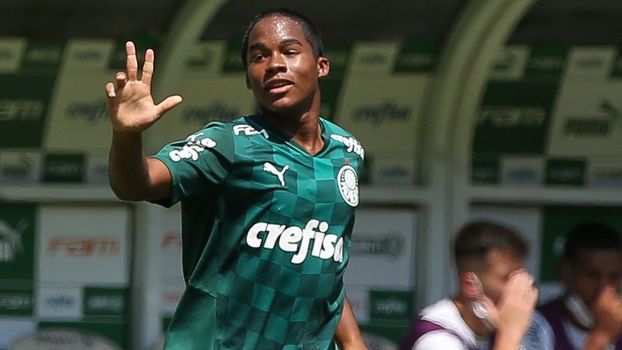Palmeiras espera fazer fortuna com talentos futuramente.