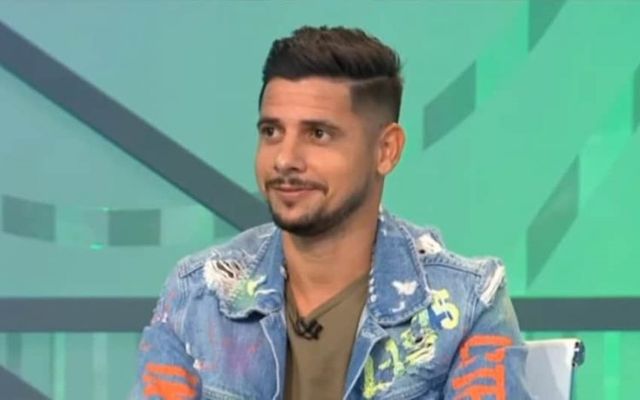 Cicinho não perdeu a oportunidade e lembrou do Palmeiras novamente.