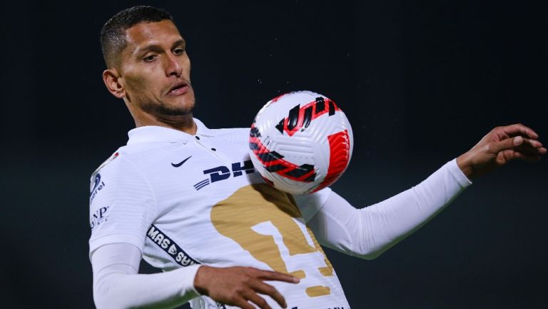 Volante do Pumas, que pertence à Ferroviária, foi oferecido ao Palmeiras.