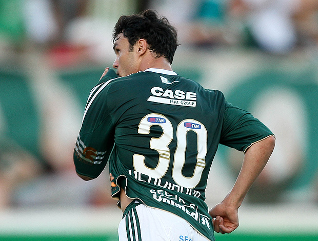 Kléber Gladiador revelou que Dudu era indisciplinado no começo de carreira.