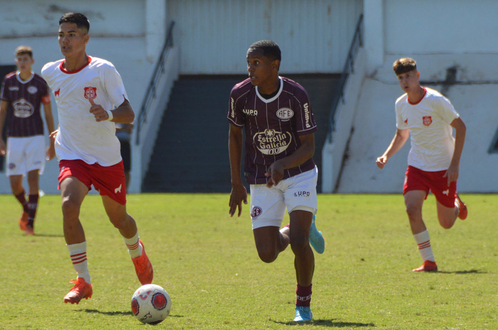 Palmeiras perde contratação de jovem jogador para o Flamengo.