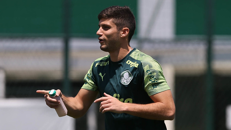 8 jogadores do Verdão ainda podem abandonar o clube por isso 1 8 jogadores do Verdão ainda podem abandonar o clube por isso