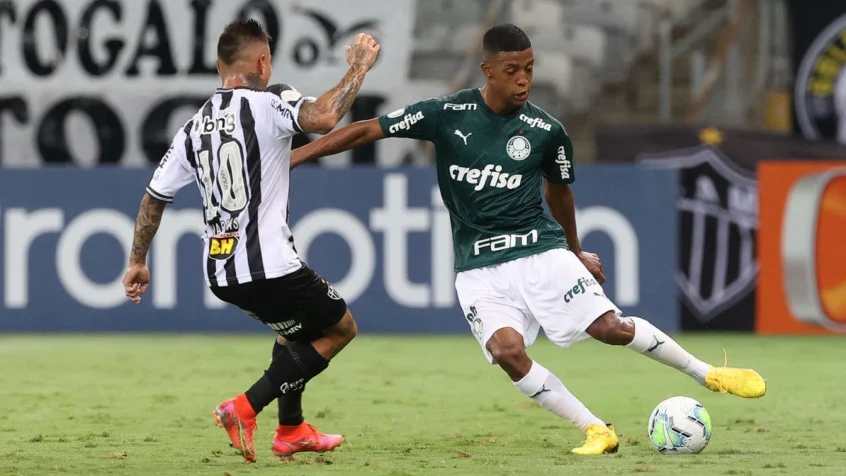lateral do Palmeiras
