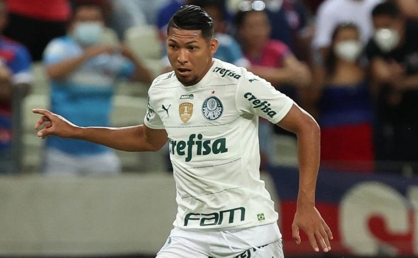 Palmeiras perde atacante e não só contra o São Paulo; recuperação preocupa 1 Palmeiras perde atacante e não só contra o São Paulo; recuperação preocupa