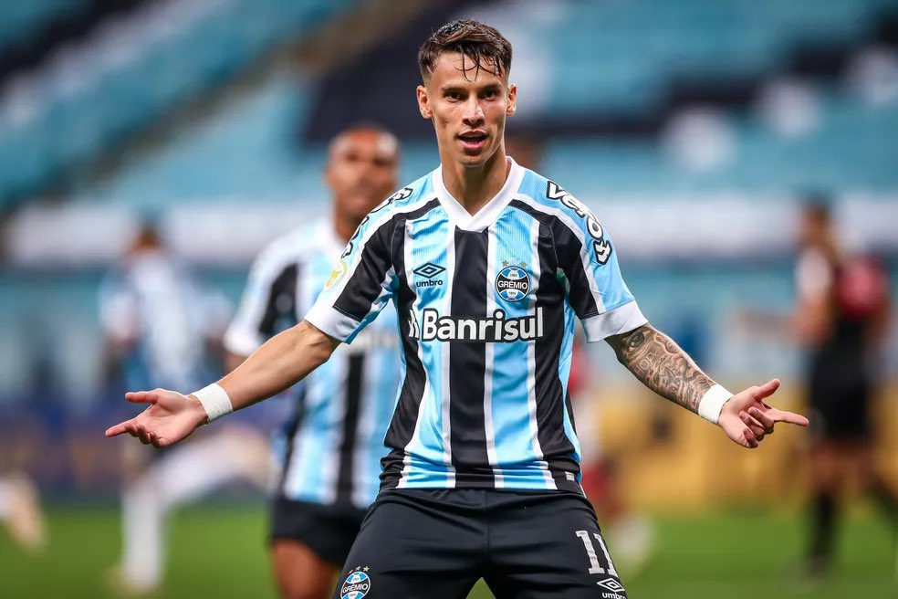 Nicola dá o furo e revela valor que Verdão tem que pagar para ter Ferreira 1 Nicola dá o furo e revela valor que Verdão tem que pagar para ter Ferreira