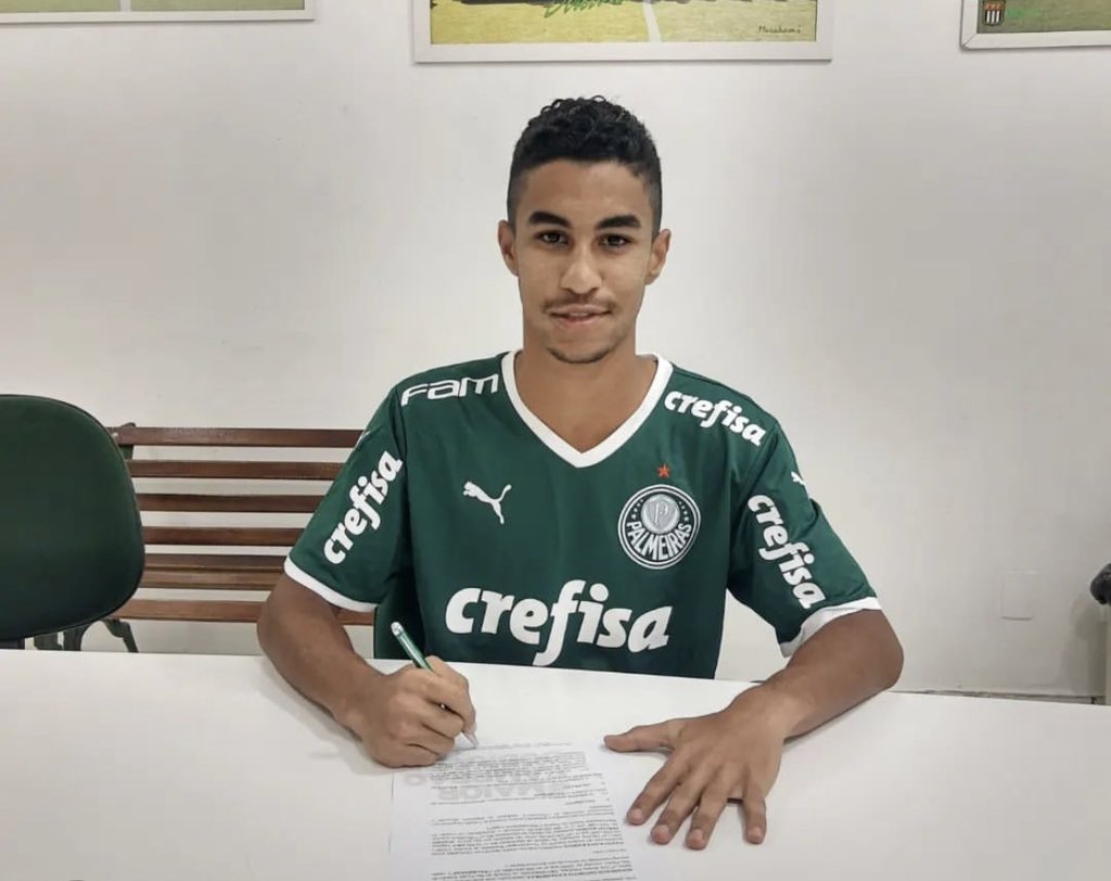 Palmeiras não perde tempo e anuncia três novos reforços 1 Palmeiras não perde tempo e anuncia três novos reforços