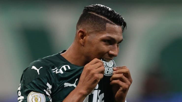 Rony traça próximo objetivo depois de bicicleta: arrebentar com recorde de Gabigol 1 Rony traça próximo objetivo depois de bicicleta: arrebentar com recorde de Gabigol
