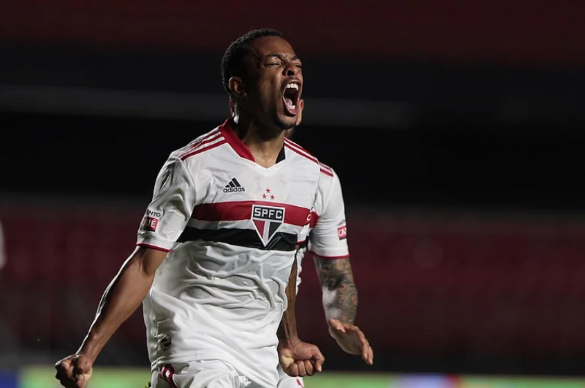 Wellington comemora eliminação do Palmeiras