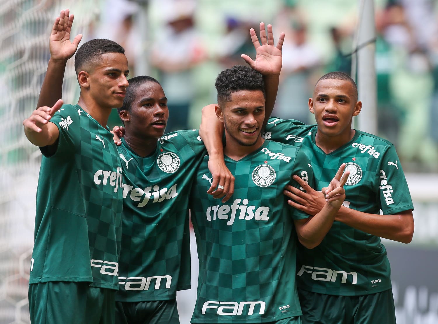 Palmeiras pode perder joia para clube espanhol.