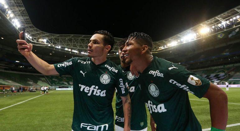 Raphael Veiga Palmeiras