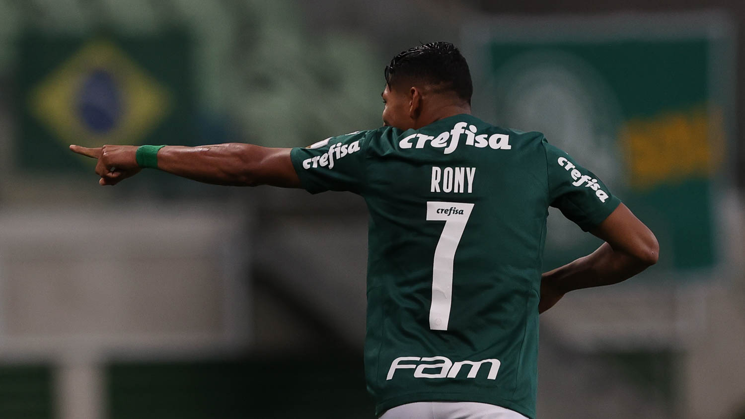 Rony falou sobre começo difícil no Palmeiras.