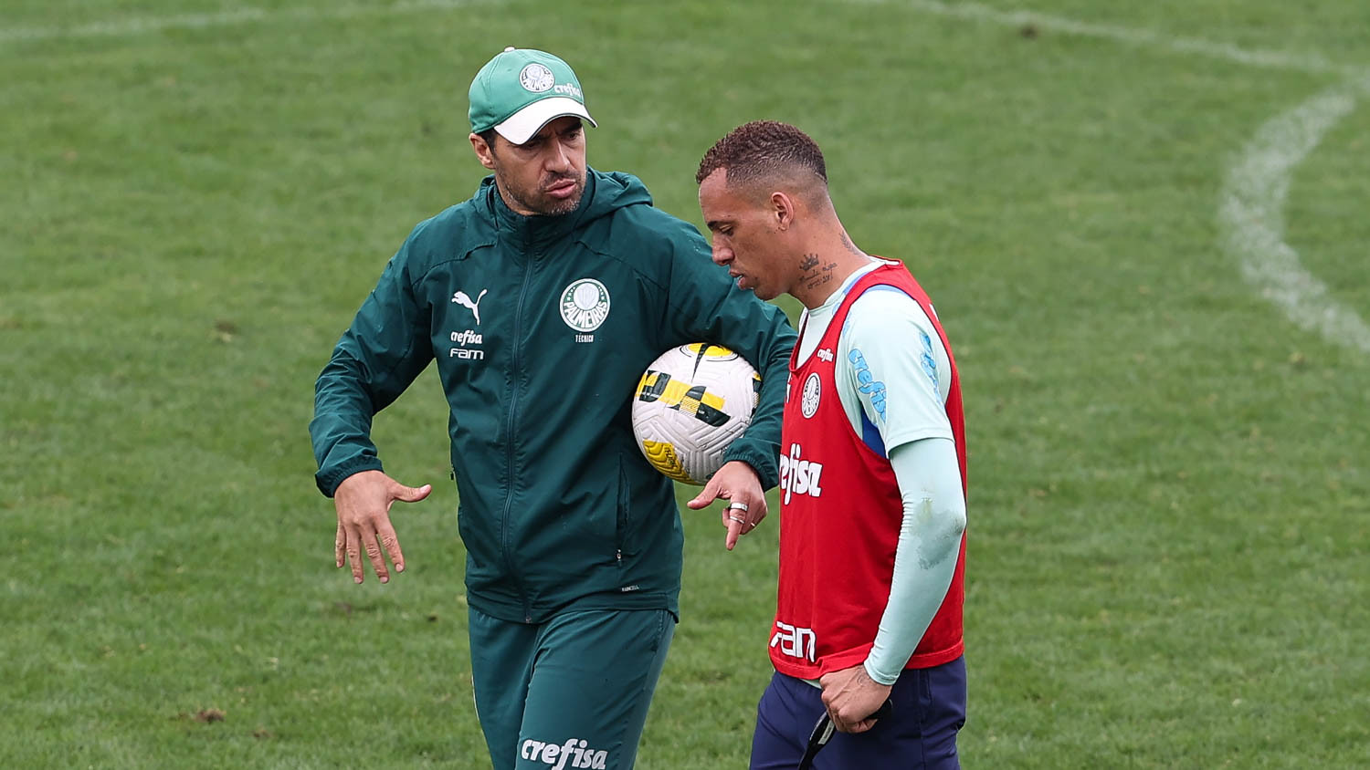 Atacante pode barrar Tabata no time titular do Palmeiras para duelo no Mineirão