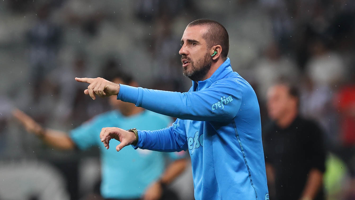 João Martins elogia a força mental do elenco do Palmeiras e polivalência de alguns jogadores