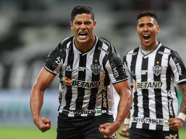 Torcida do Atlético-MG se desespera com possível desfalque contra o Palmeiras