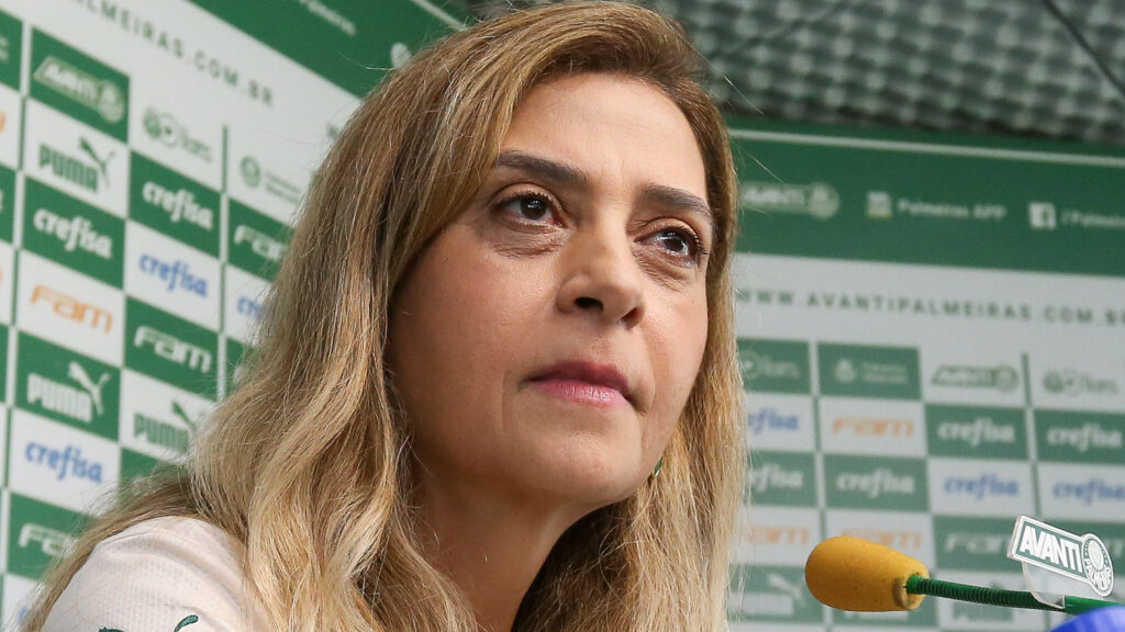 Leila Pereira não se cala e responde torcida organizada do Palmeiras
