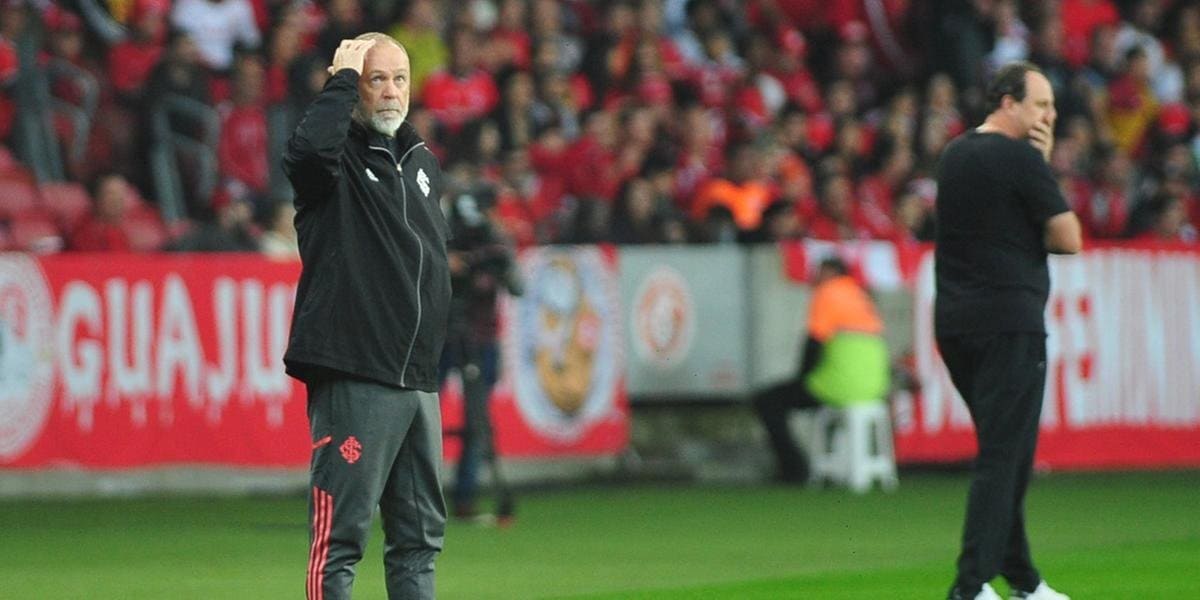 Treinador do Inter admite que é sonho distante tirar título do Verdão