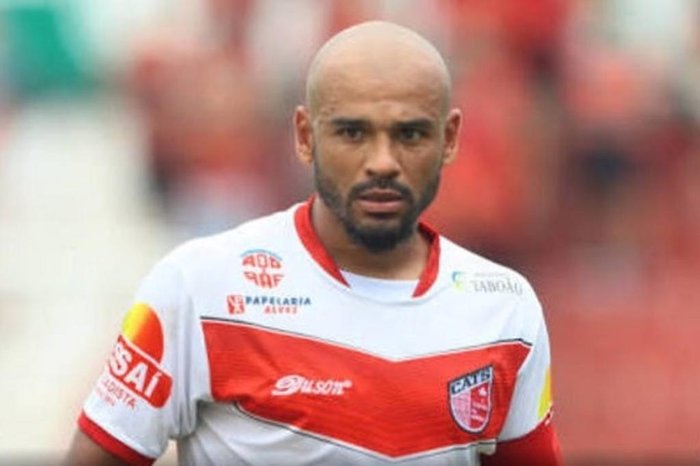 Ex-camisa 10 do Palmeiras estuda para ser treinador