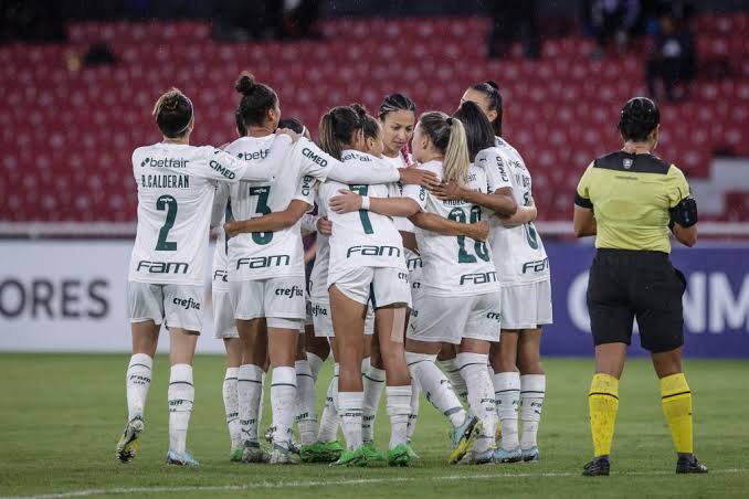 Palmeiras vence e desbanca o Corinthians na Libertadores 5 Palmeiras vence e desbanca o Corinthians na Libertadores
