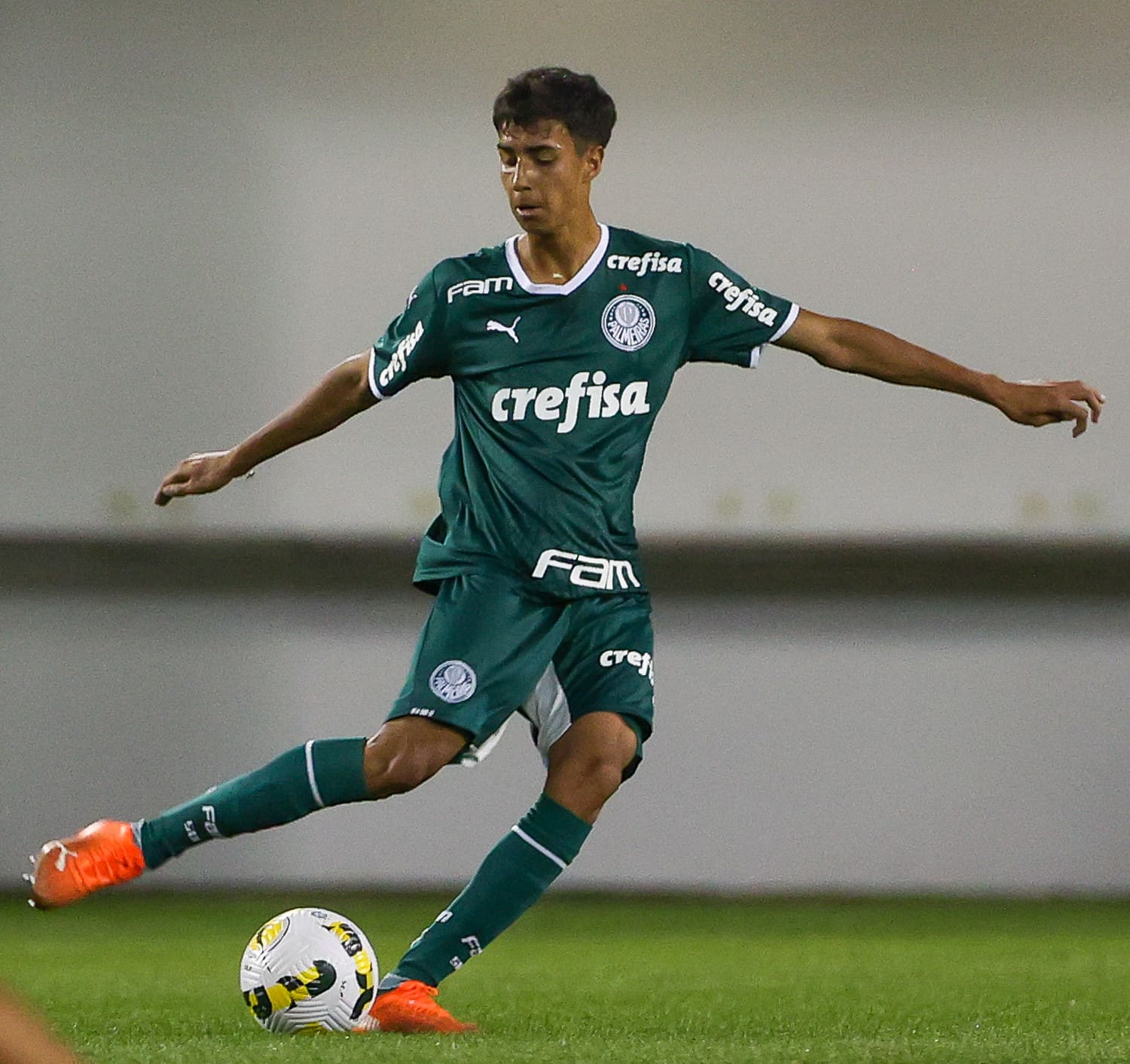 Novo Gustavo Gómez do Palmeiras é convocado para Seleção 6 Novo Gustavo Gómez do Palmeiras é convocado para Seleção