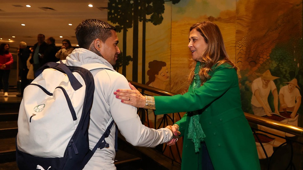 Bomba: Leila Pereira decide congelar renovação de Dudu com o Palmeiras 1 Bomba: Leila Pereira decide congelar renovação de Dudu com o Palmeiras