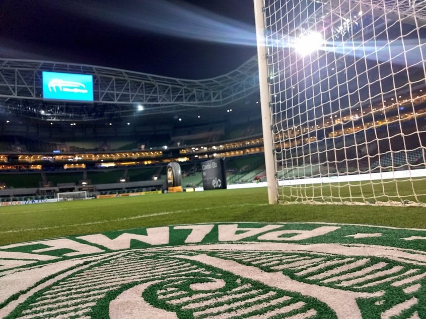 Eles nem ficam no banco e custaram quase R$ 100 milhões ao Palmeiras 7 Eles nem ficam no banco e custaram quase R$ 100 milhões ao Palmeiras