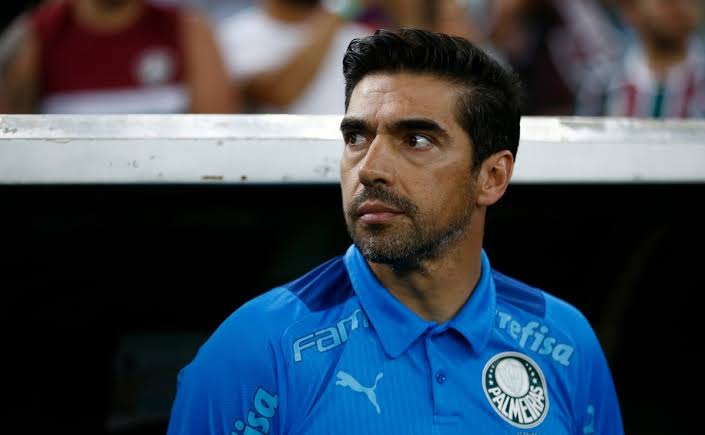 Abel Ferreira elogia versatilidade do elenco do Palmeiras após vitória
