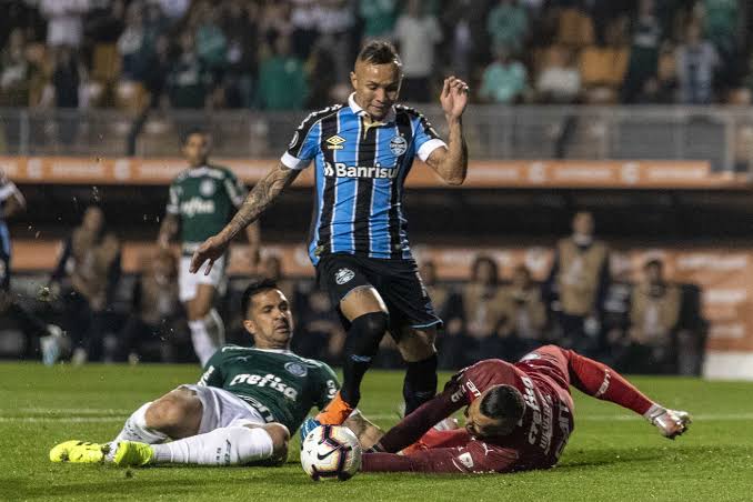Jornalista comenta vitória do Palmeiras e lembra das ’Parmeradas’ 9 Jornalista comenta vitória do Palmeiras e lembra das ’Parmeradas’