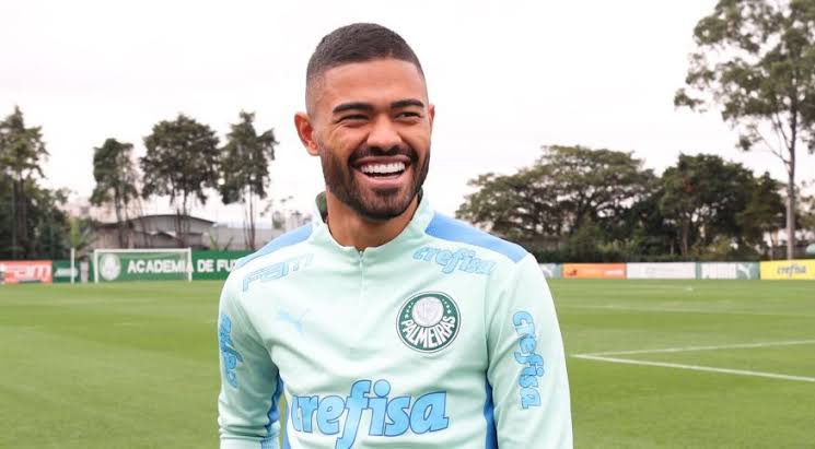 Tabata analisa momento do Palmeiras e mira Botafogo: “Jogo difícil”