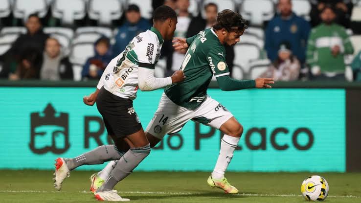 Palmeiras terá que torcer para outro Verdão neste domingo