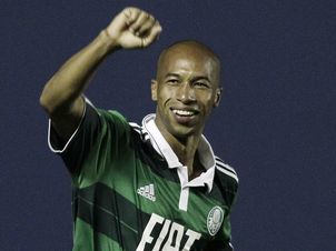 Dinei Palmeiras Goias Foto Tom LANIMA20101031 0046 30