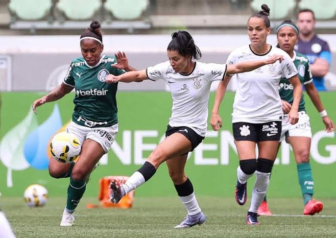 Corinthians perde vaga na Libertadores e Palmeiras se dá bem 2 Corinthians perde vaga na Libertadores e Palmeiras se dá bem