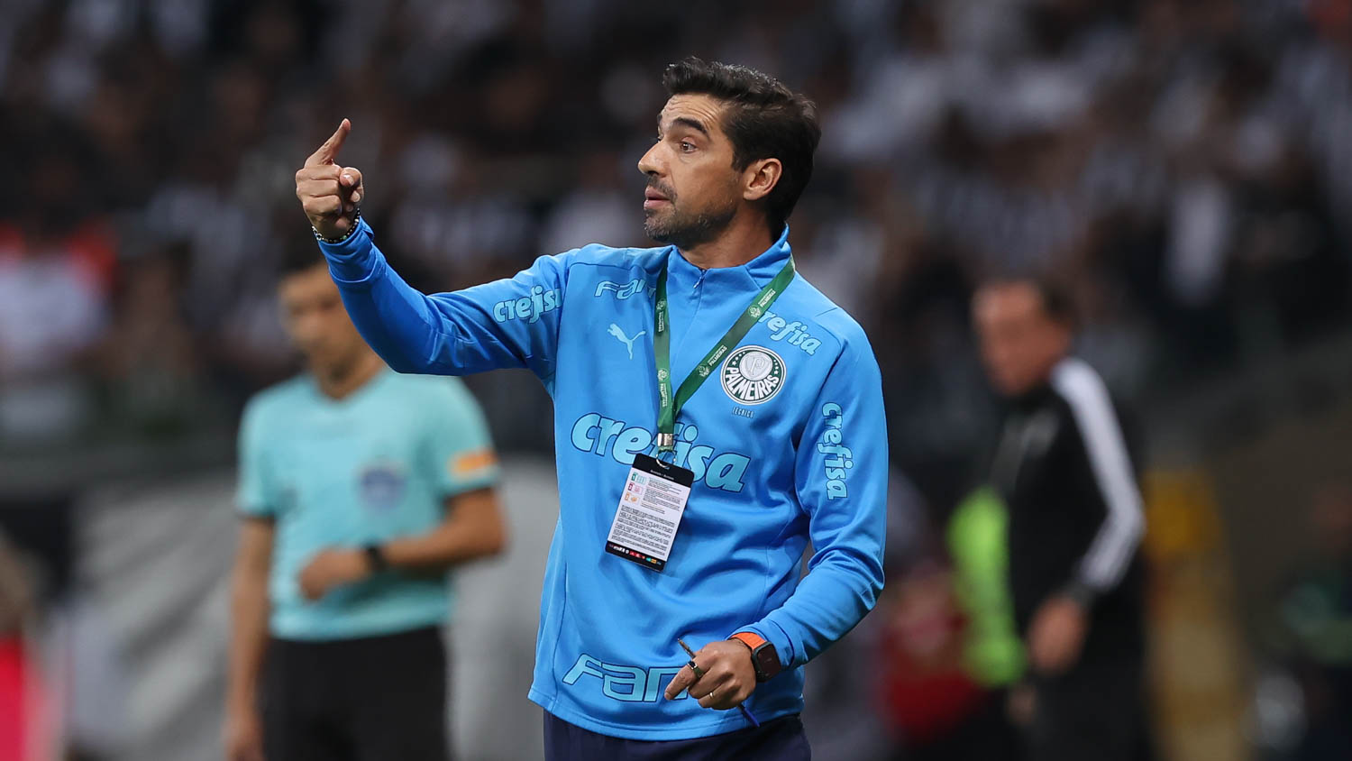 Abel Ferreira marca presença em treinos do GP de São Paulo em Interlagos.