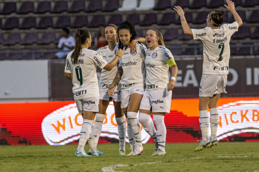 Ao vivo! Veja onde assistir a partida entre Palmeiras e Santos pelo  Paulistão Feminino