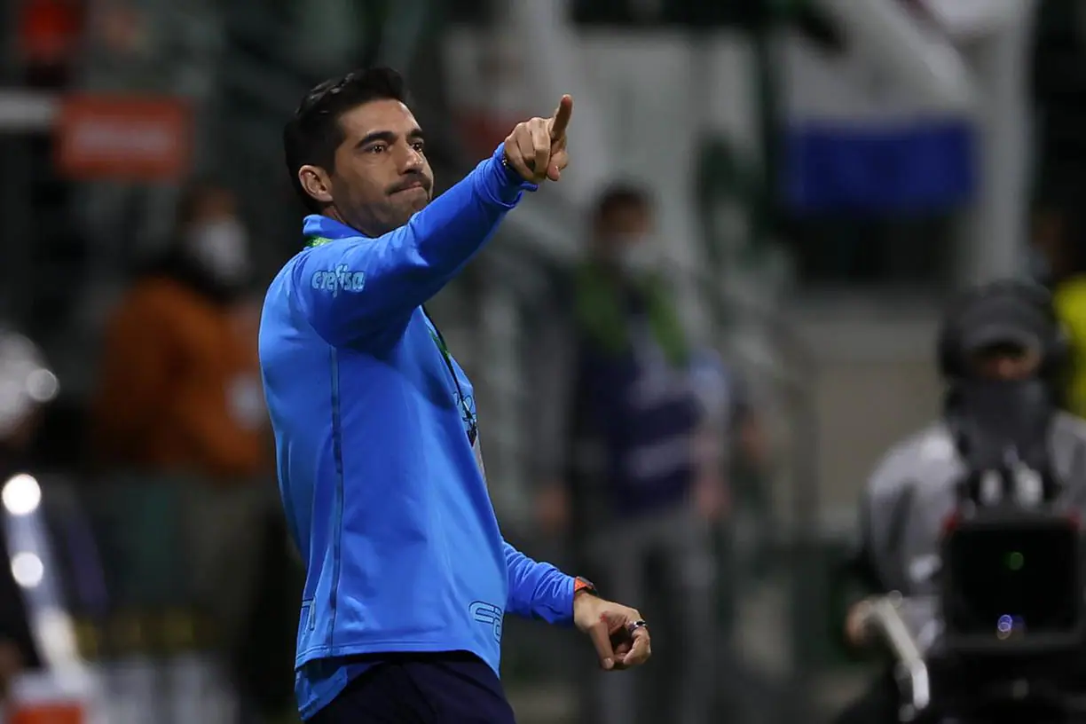 Corinthians tentou imitar o Palmeiras e quase ficou sem técnico na Libertadores 1 Corinthians tentou imitar o Palmeiras e quase ficou sem técnico na Libertadores