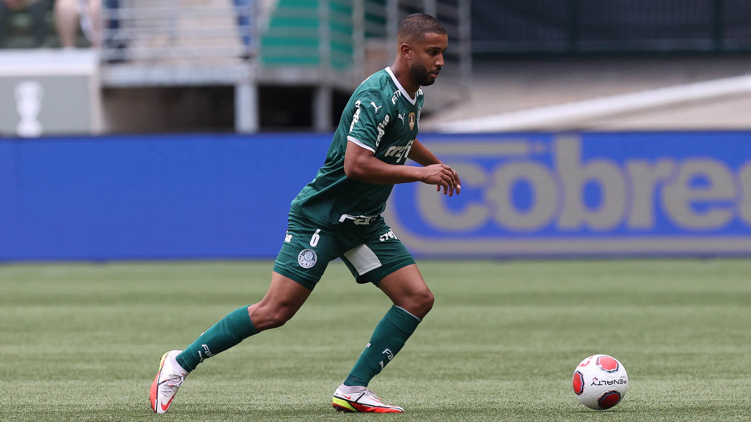 Jorge sofre lesão seríssima e vira desfalque para o Fluminense