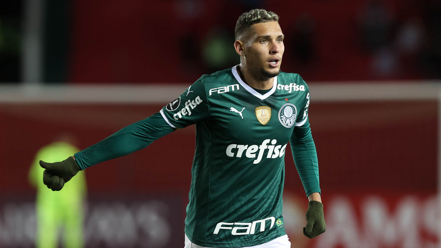 Palmeiras pode economizar com venda de Rafael Navarro.