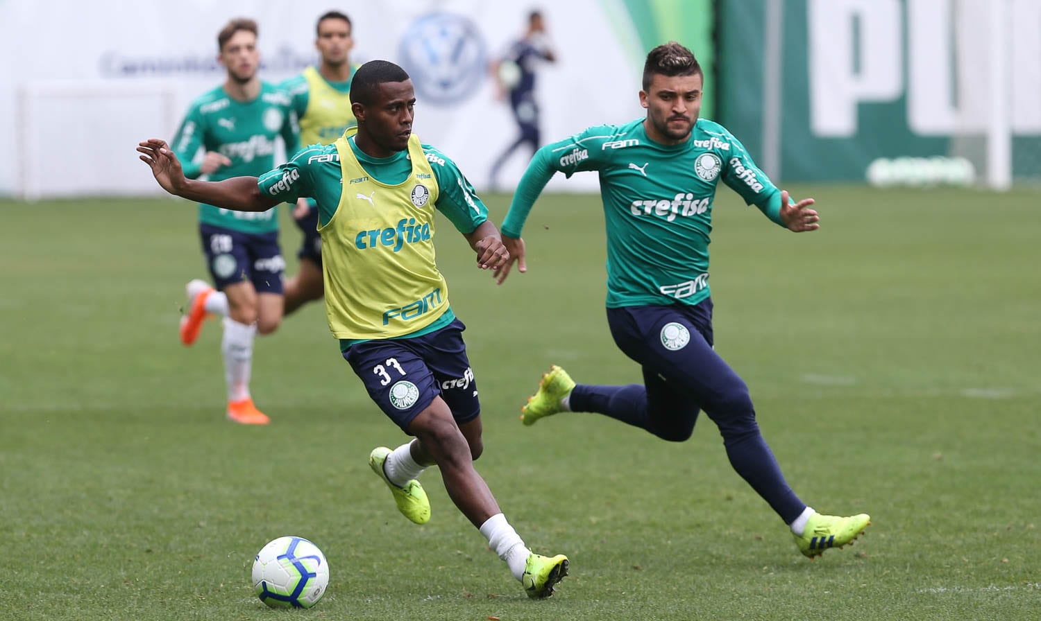 Palmeiras torrou R$25 milhões nele e hoje ninguém quer nem de graça