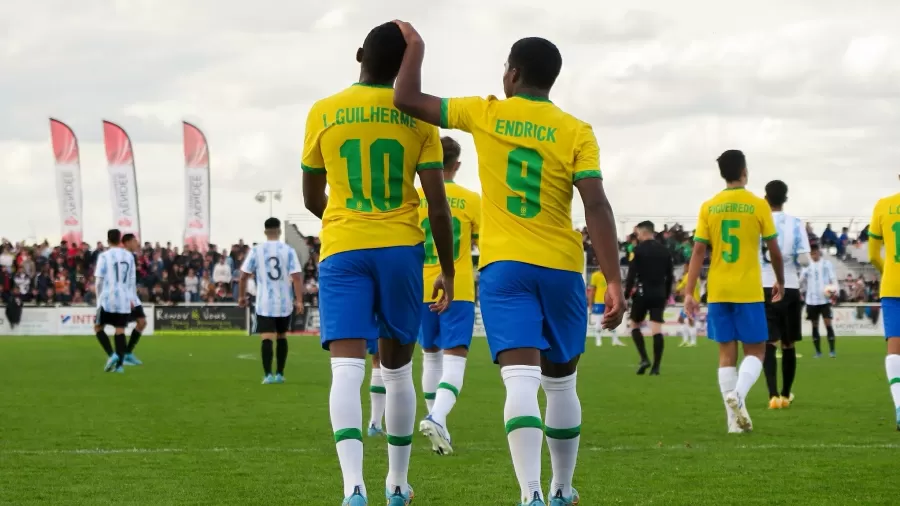 Palmeiras tem joias entre as maiores promessas do mundo.