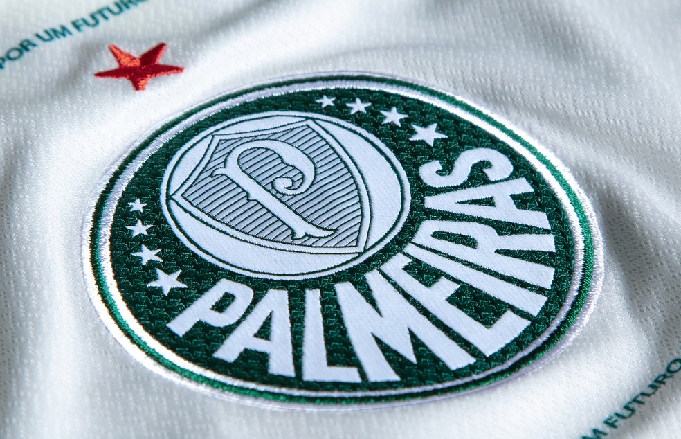 Palmeiras enterra a dignidade e oferece jogador com carreira em declínio