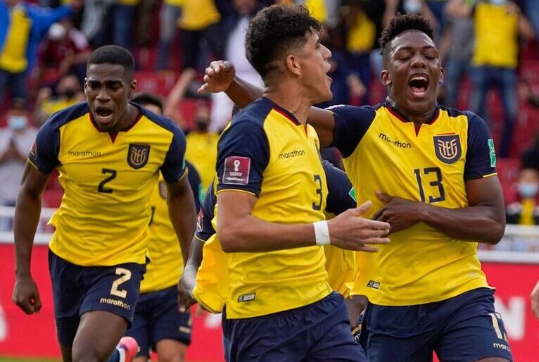 Comandou o Palmeiras e agora pode assumir a seleção do Equador 1 Comandou o Palmeiras e agora pode assumir a seleção do Equador
