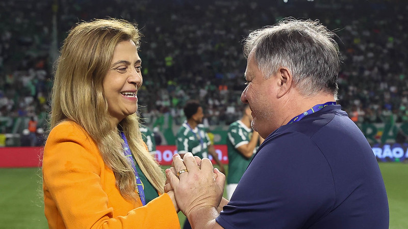 Direção do Palmeiras se atrapalha e volta a estaca zero por reforços