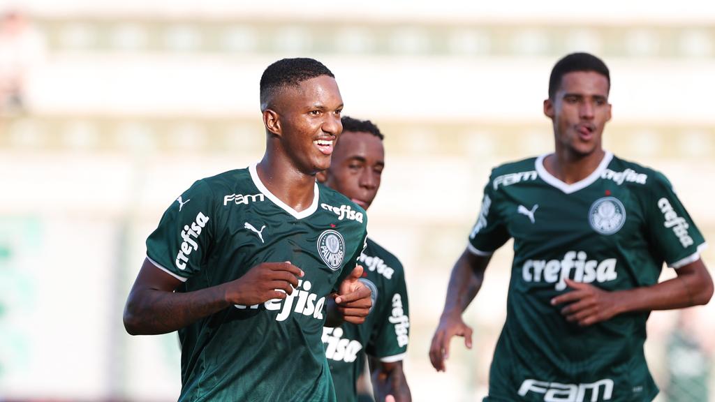 Palmeiras humilha rival e aplica 6 a 0 na Copinha