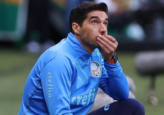Abel Ferreira não poupa palavras e fala sobre reforços no Palmeiras