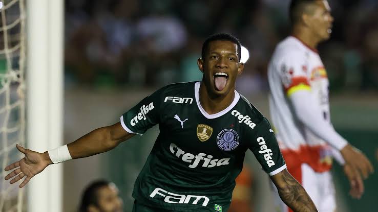 Deu a volta por cima e pode ser o substituto de Danilo no Palmeiras 1 Deu a volta por cima e pode ser o substituto de Danilo no Palmeiras