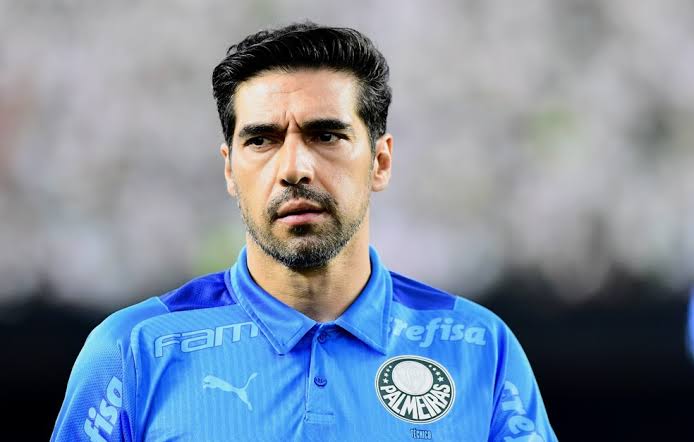 Torcida do Palmeiras vai à loucura com declaração de Abel Ferreira sobre reforços
