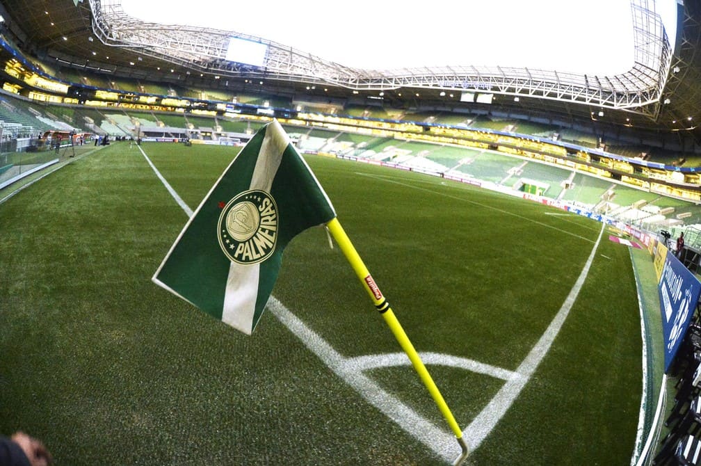 Ex-jogador do Palmeiras fecha com time inusitado da Europa 2 Ex-jogador do Palmeiras fecha com time inusitado da Europa