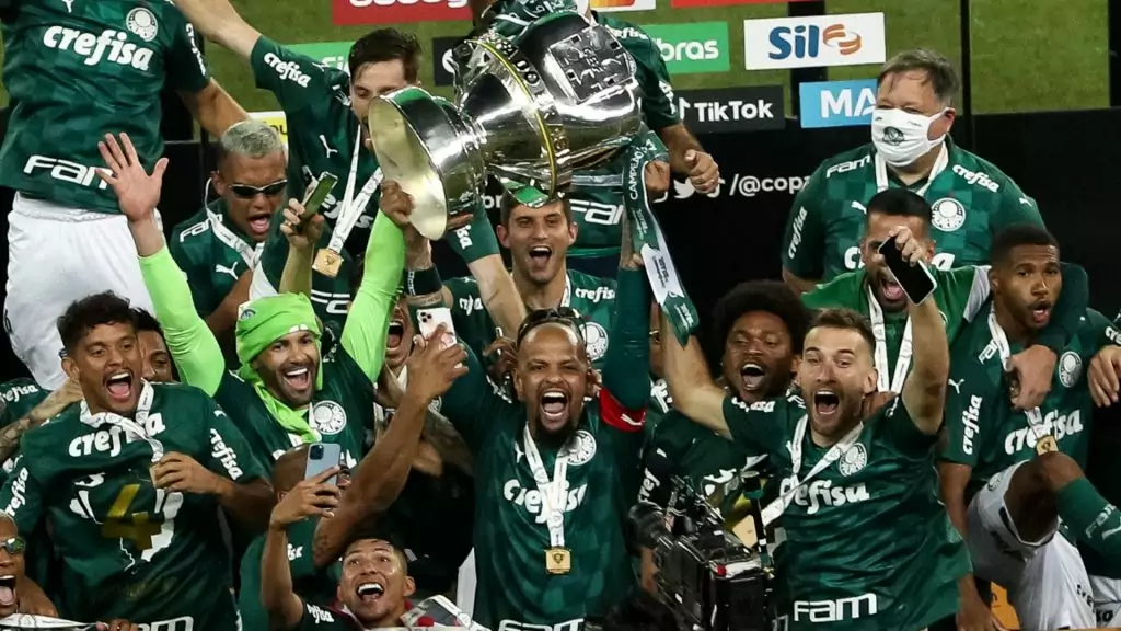 Palmeiras passa o cerol em rivais e mostra quem manda na Copa do Brasil   
